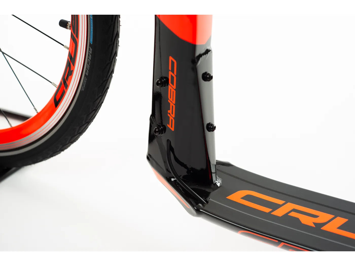 cobra-4-2-3-orange-black6