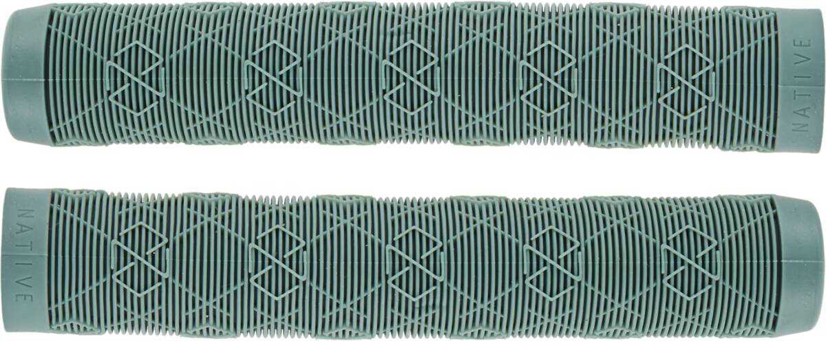 native-emblem-grips-leaf